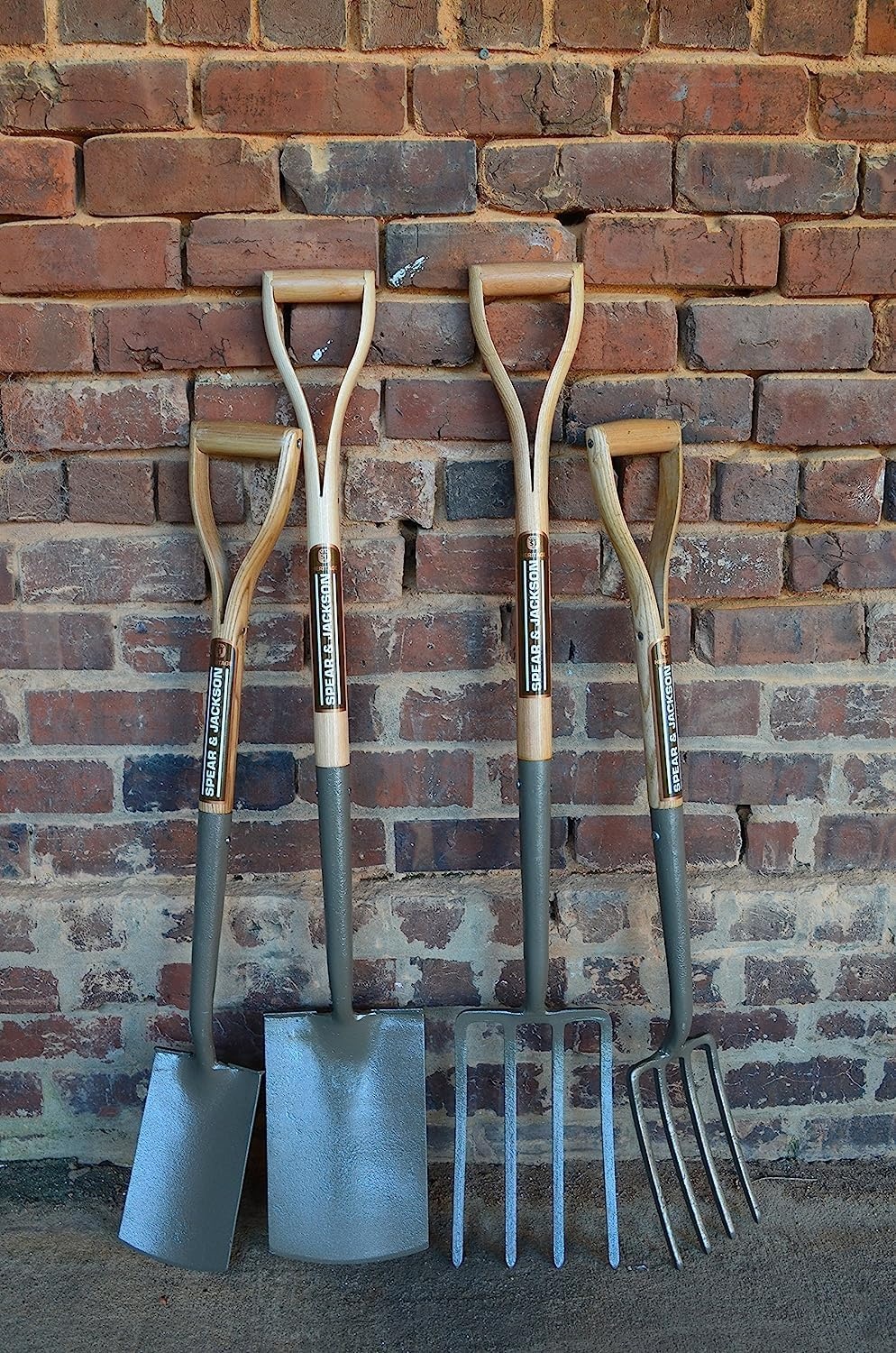 image:imageSpear amp Jackson 1550HR Heritage Forged Digging Fork 28Digging Fork